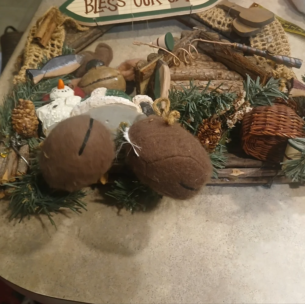 Rustic Cabin Wreath with Reindeer And Snowman